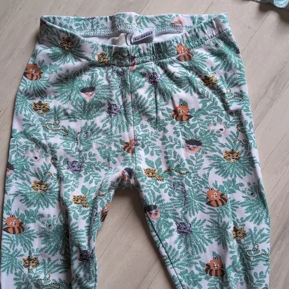 Roller Rabbit PJ Set - Picture 3 of 4